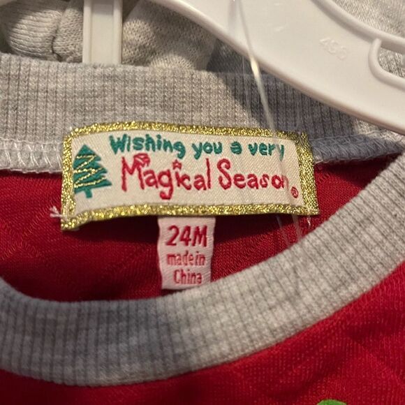 2 piece Magical Season dinosaur sweat suite - Picture 4 of 6